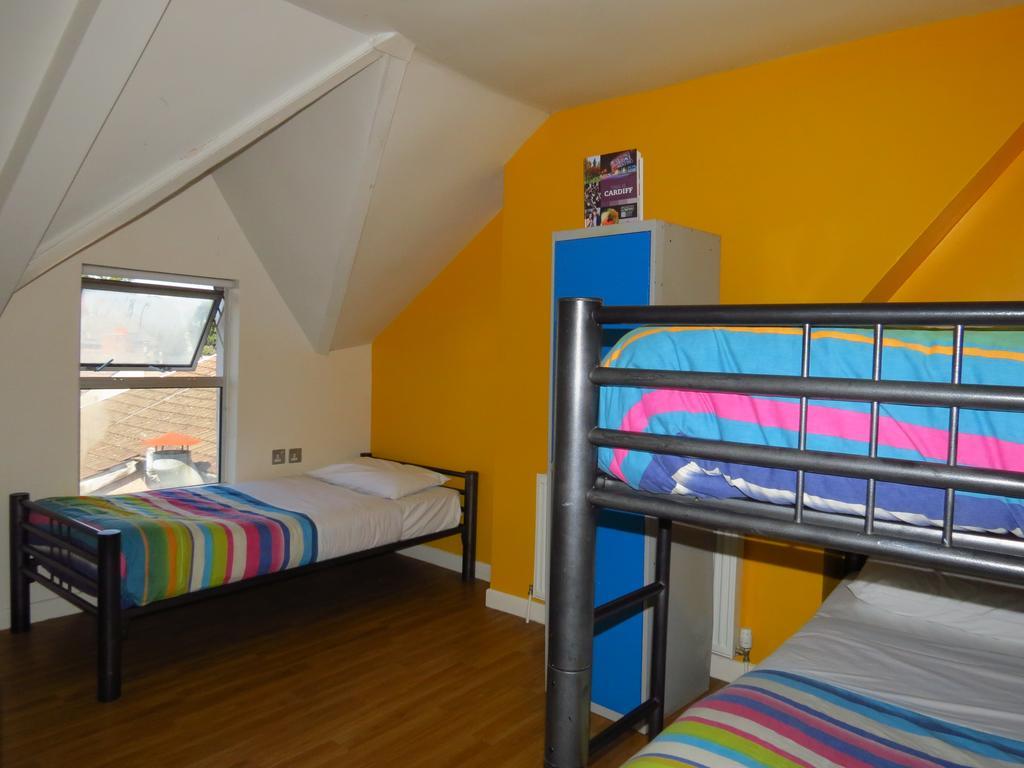 Nosda Studio Hostel Cardiff Exterior photo