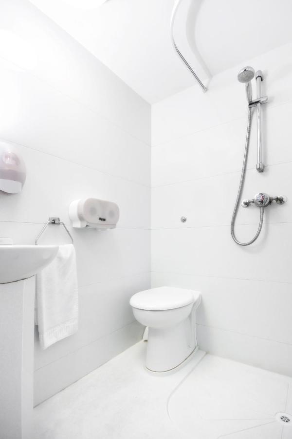 Nosda Studio Hostel Cardiff Room photo